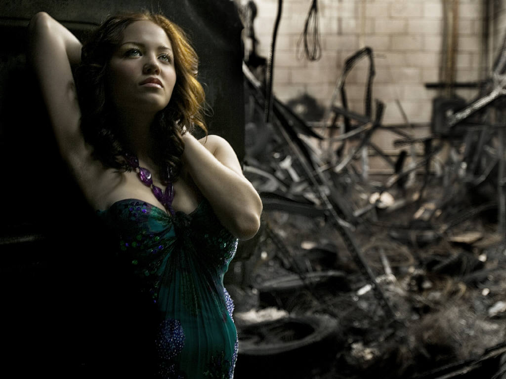 Erika christensen sexy
