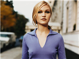 Julia-Stiles-1-thumb.JPG - Picture of Julia Stiles