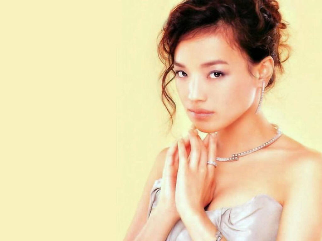 Qi sexy shu 5 Actresses