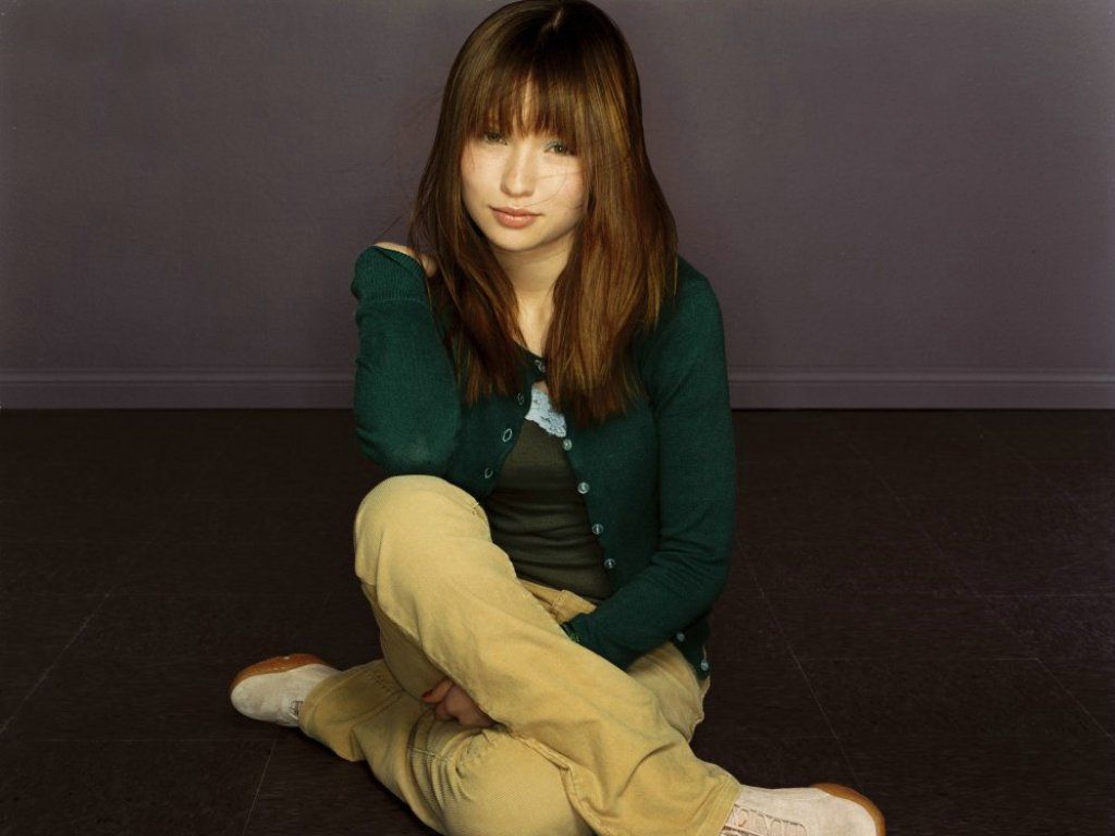 Emily-Browning-4.JPG - Picture of Emily-Browning