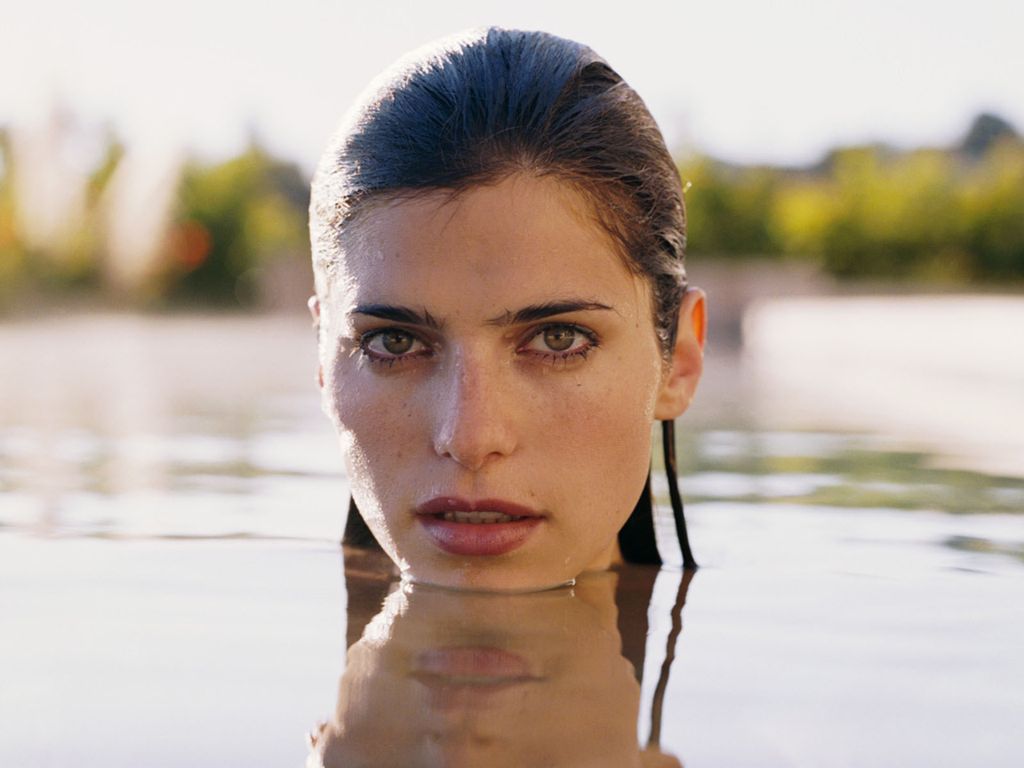 Lake-Bell-3.JPG - Picture of Lake-Bell